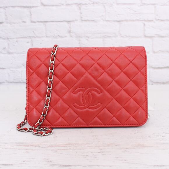 Chanel CC Full Flap Wallet on Chain Red Lambskin Leather Shoulder Handbag A4714 - Picture 1 of 12